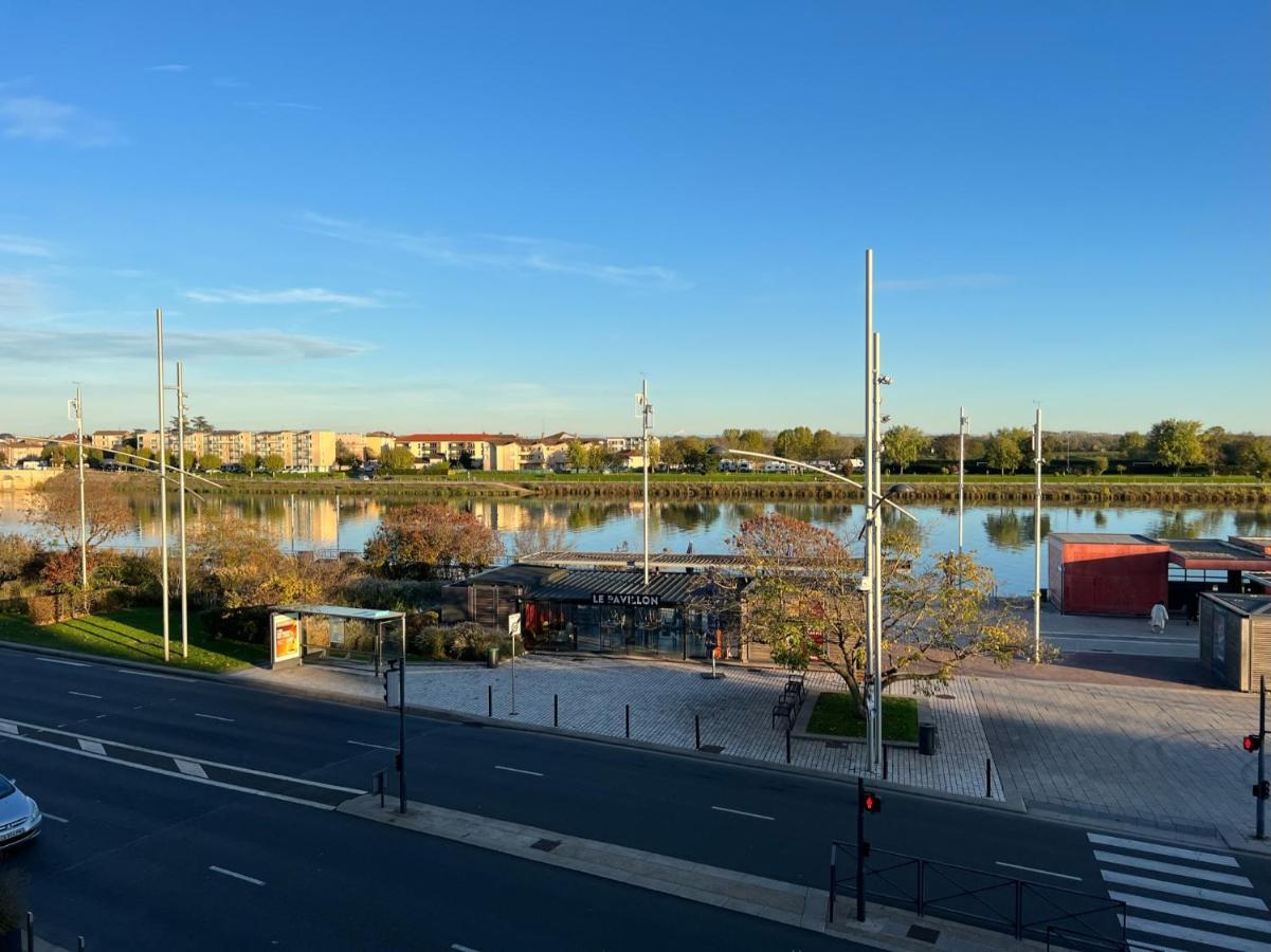 Le Lamartine - Vue Saone - Baignoire Ilot Macon Ngoại thất bức ảnh